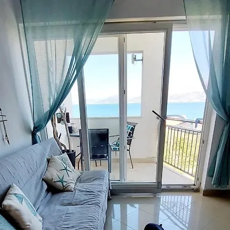 With A Parking Space Postira, Brac - 21203 شقة